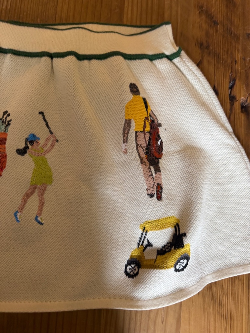Knit Golf themed mini skirt - Picture 8 of 9